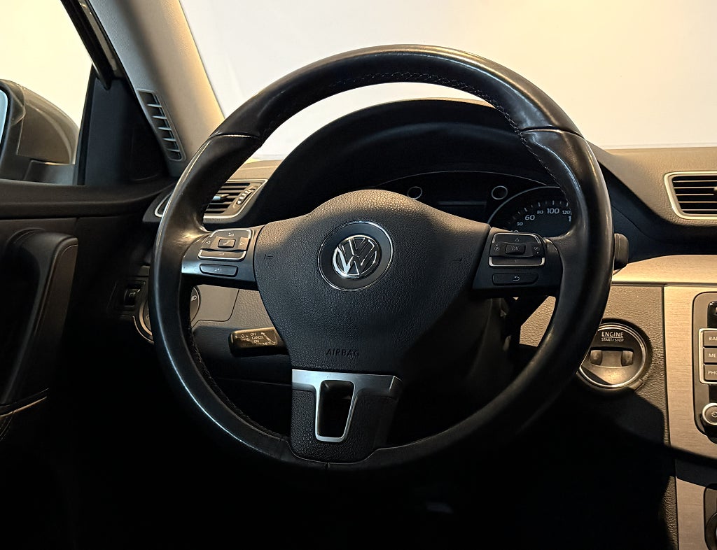 Volkswagen Passat Variant 1.4 TGI EcoFuel Masters VÄRMARE NYBES 2-ÄGARE