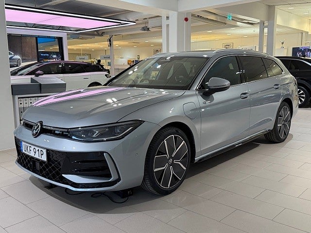 Volkswagen Passat SC eHybrid 1.5 TSI 272hk DSG R-Line 