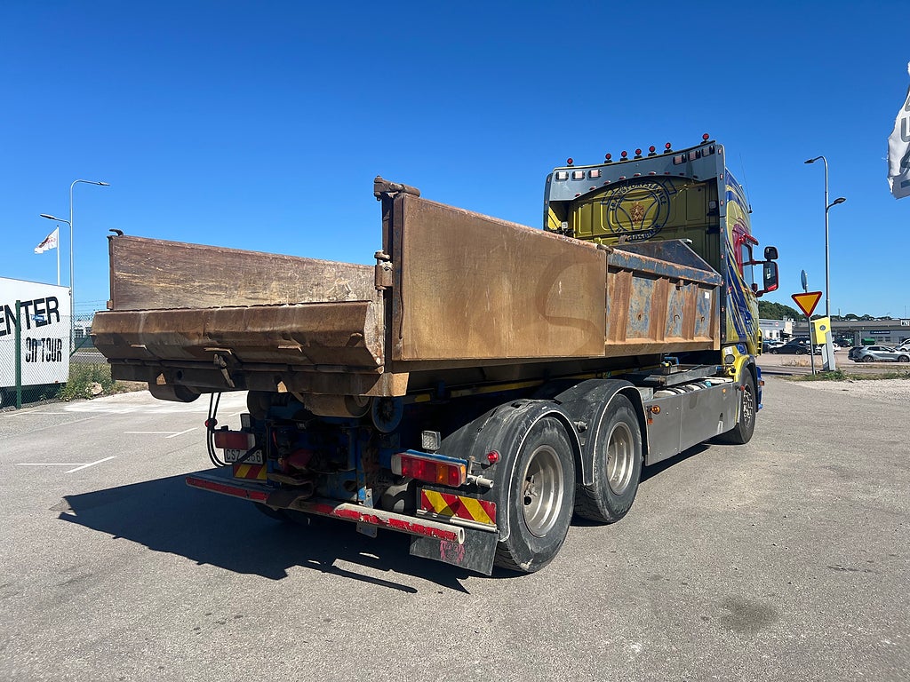 Scania R560 V8 6x4 Lastväxlare, Tandem