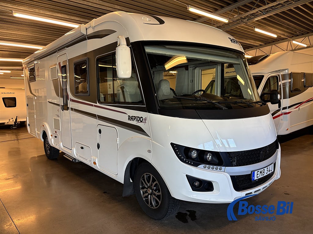 Rapido 8066 DF * Solcell * Dragkrok  * Stort garage *