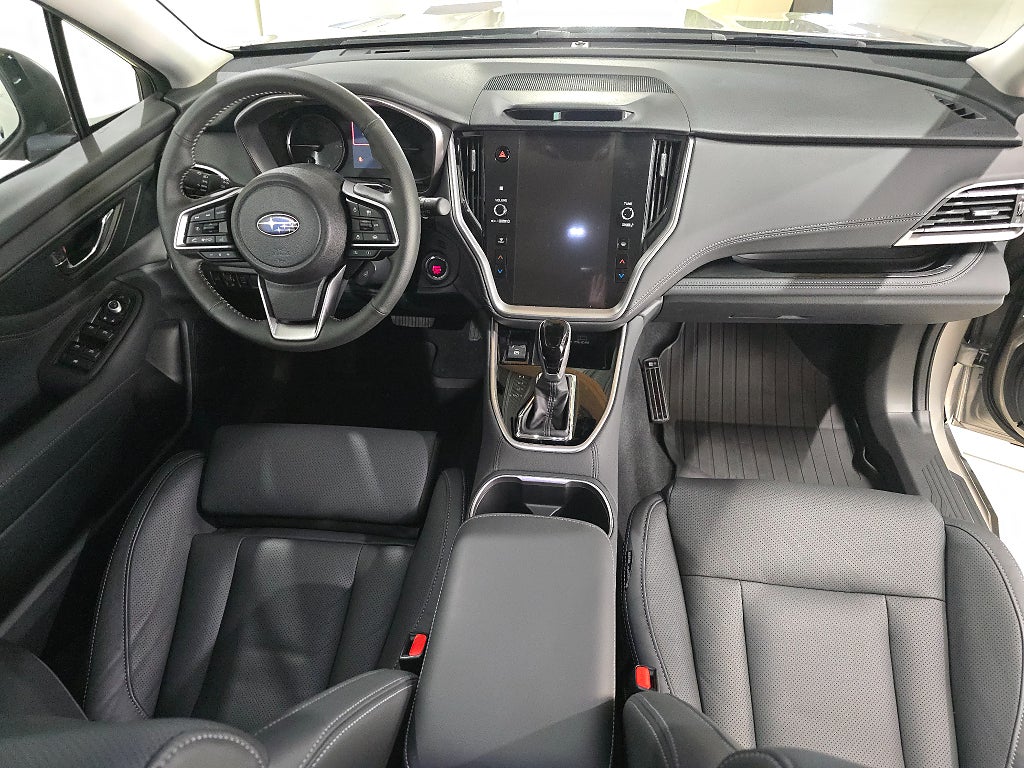 Subaru Outback Limited AWD XFuel | V-Hjul Drag M-Värm