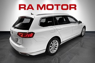 Kombi Volkswagen Passat 13 av 20