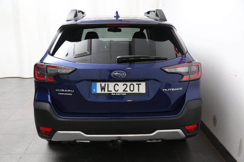 Subaru Outback 2,5i 169hk XFuel Limited AWD Aut Skinn Extraljus Drag 2022