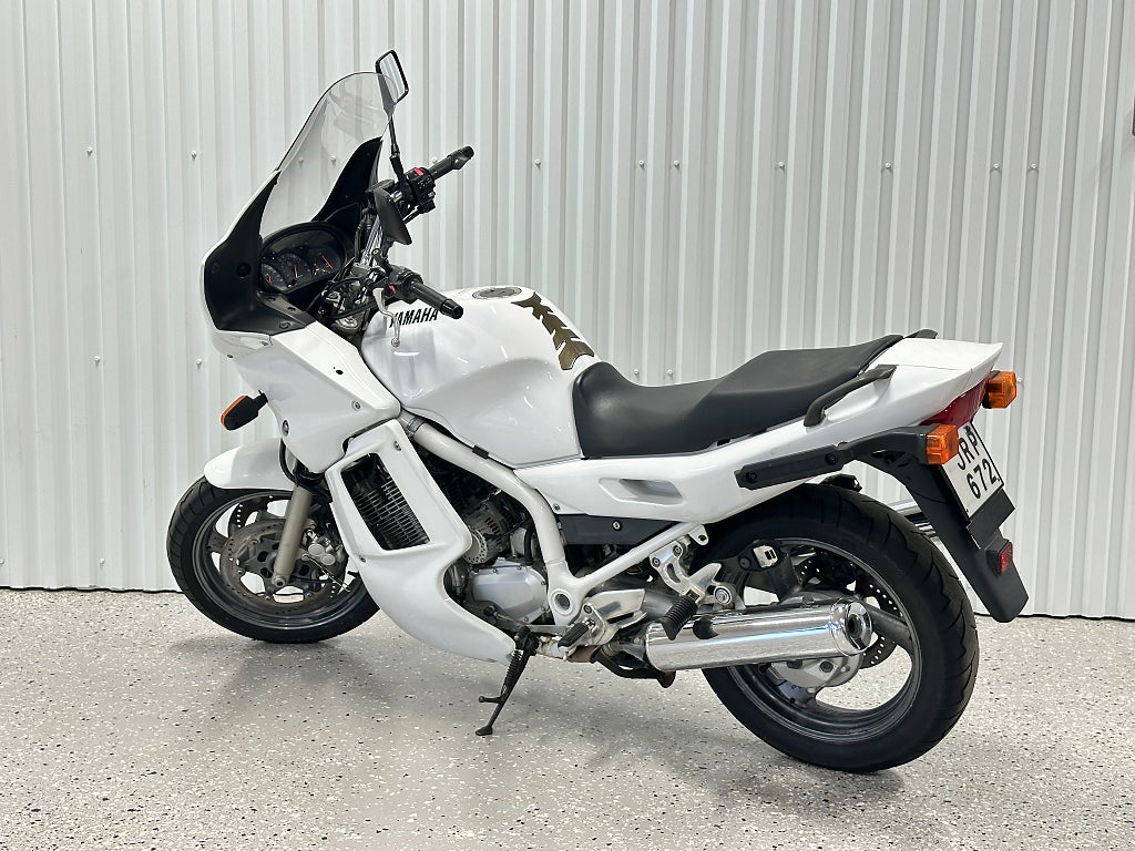 Yamaha XJ900S 84 HK Nyservad Nybesiktigad