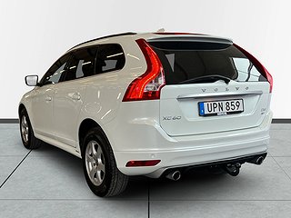 Volvo XC60 D4 AWD R-Design Panorama/Dvärm/Navi/Skinn