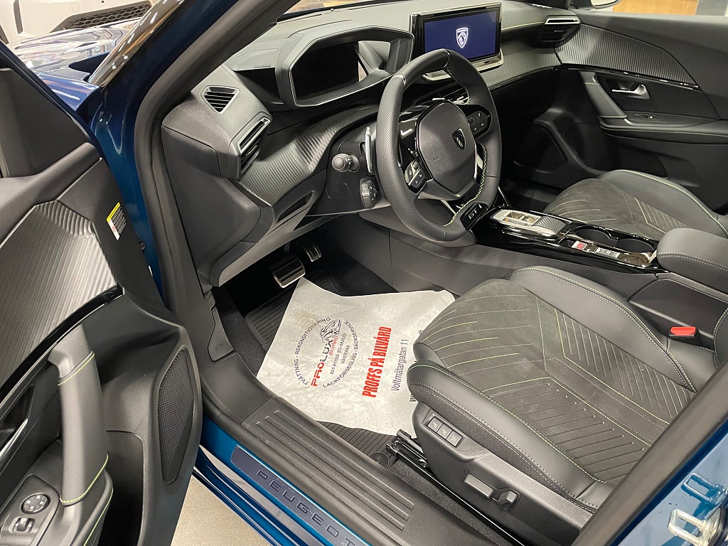 Peugeot 2008 Winter Edition PureTech AUT Omgående leverans thumbnail