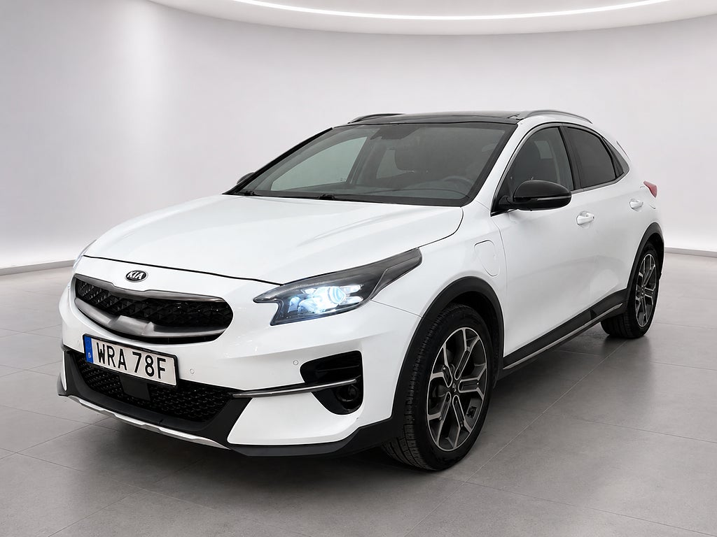 Kia Xceed MOMSBIL // Bra utrustad // Plug-in Hybrid DCT Euro 6