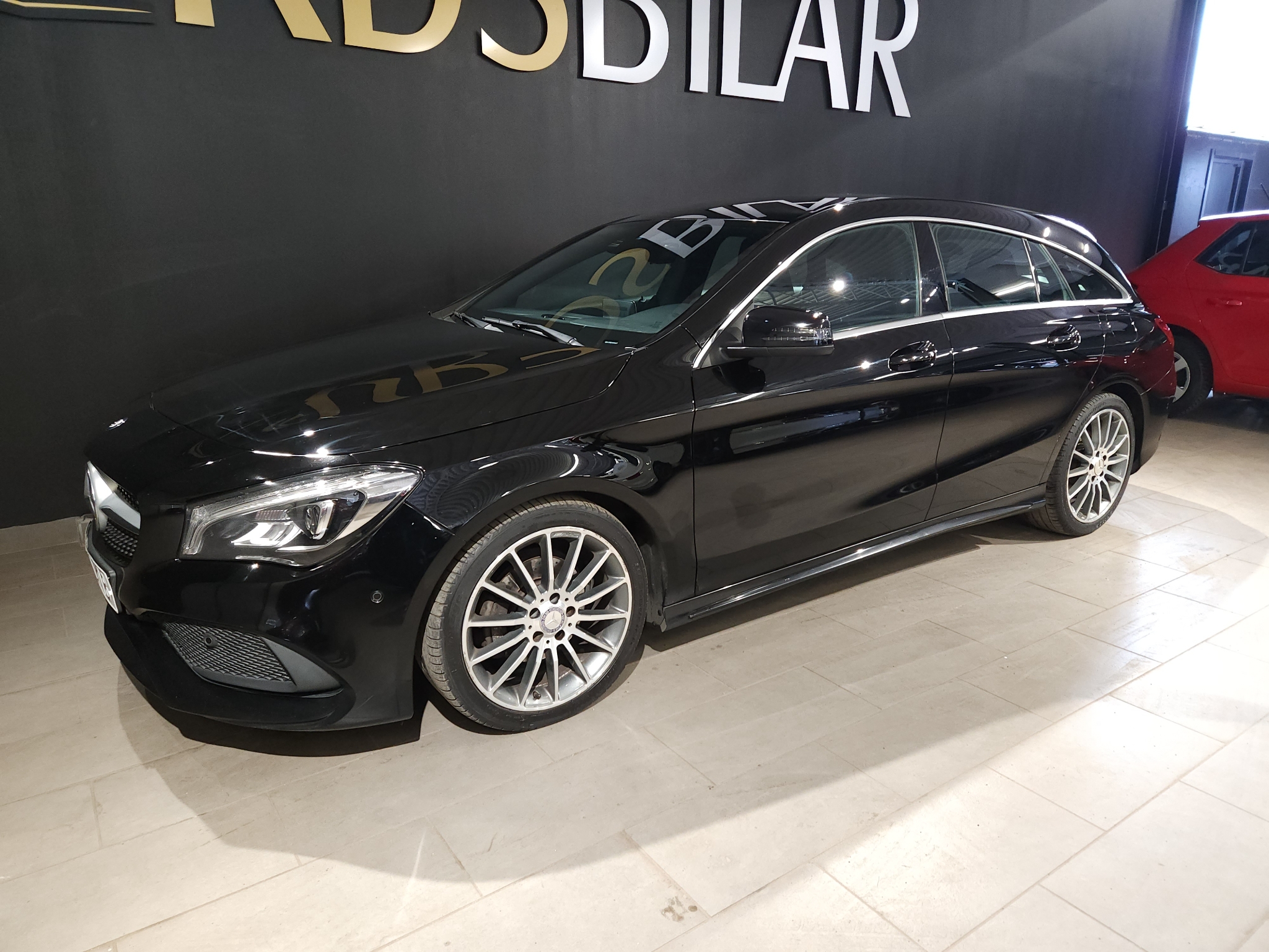 Mercedes-Benz CLA 2018, bild 2/32