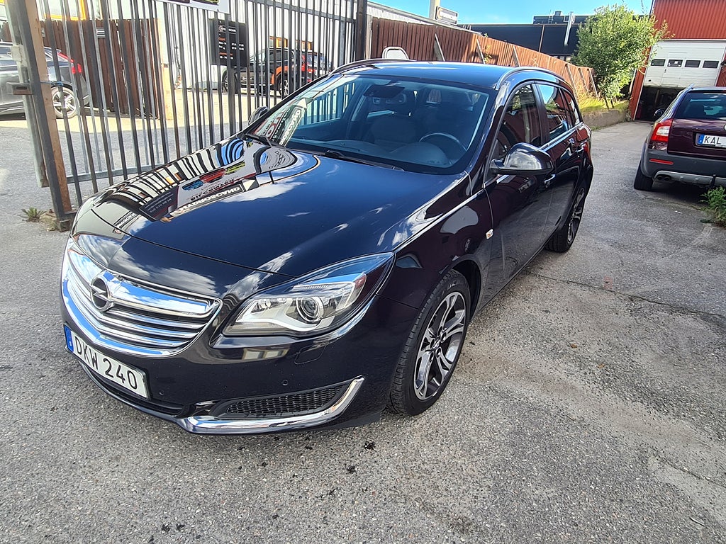 Opel Insignia Sports Tourer, Automat, Navi ,2.0 SIDI Turbo 4x4 Euro 5