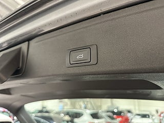 Audi A4 Avant 2.0 TFSI AWD Proline Drag Mvärm Psens S/V-hjul – bild 19