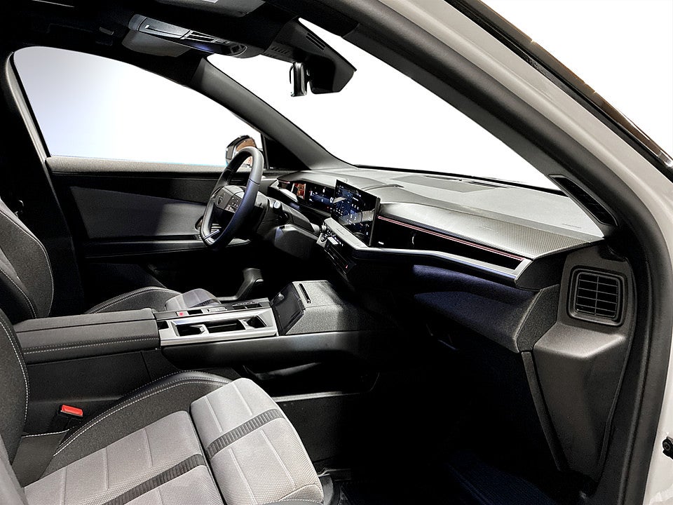 Bild på Opel Grandland X GS Hybrid 145hk Aut B-KAMERA CARPLAY NAVI