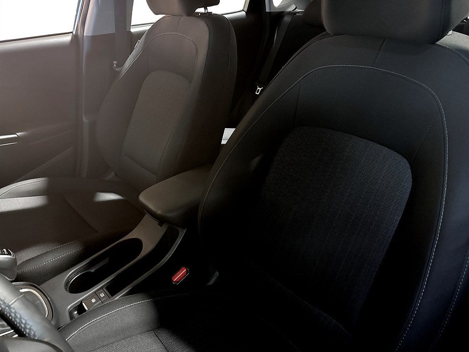Bild på Hyundai Kona Essential 1.0 T-GDI iMT 120hk - B-KAMERA, DRAG