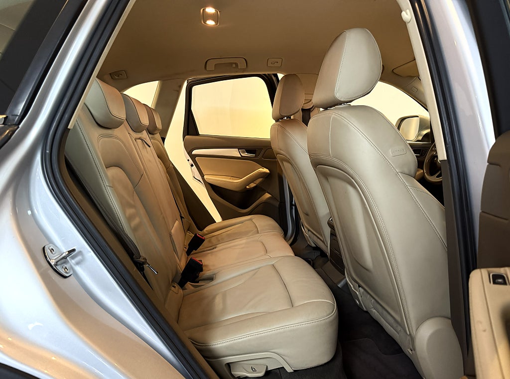 Audi Q5 2.0 TDI DPF quattro S Tronic Design SKINN P-SEN 2-ÄGARE