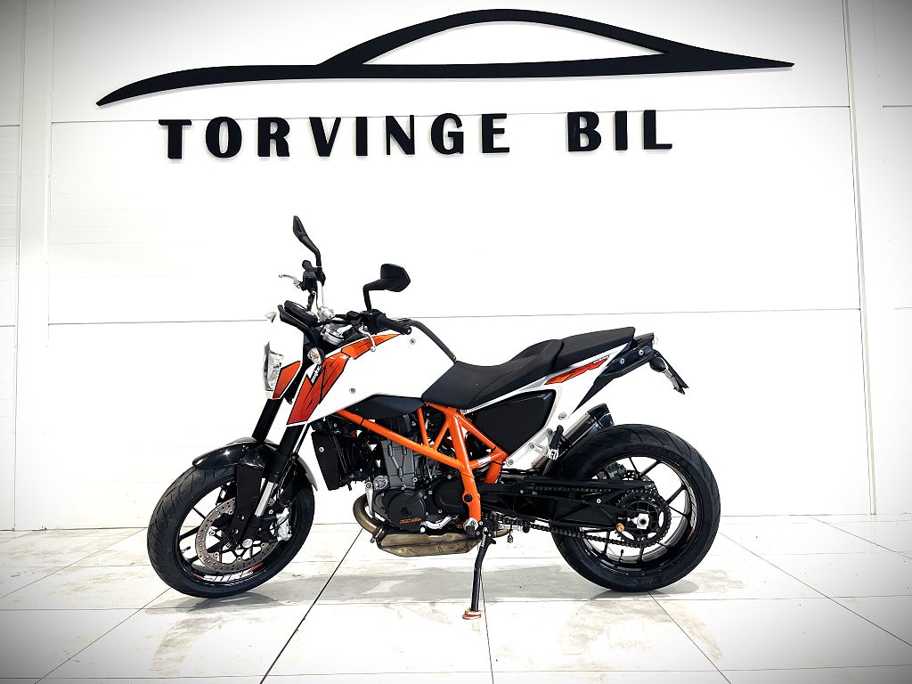 KTM Duke 690 WHITE Abs Dominator Slip on 
