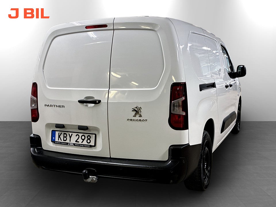 Bild på Peugeot Partner PRO 1.5 BHDi 130hk Aut L2 CARPLAY P-SENSORER
