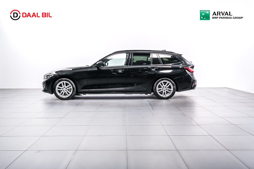 BMW 330e TOURING 292HK SPORT LINE PRIVATLEASING 