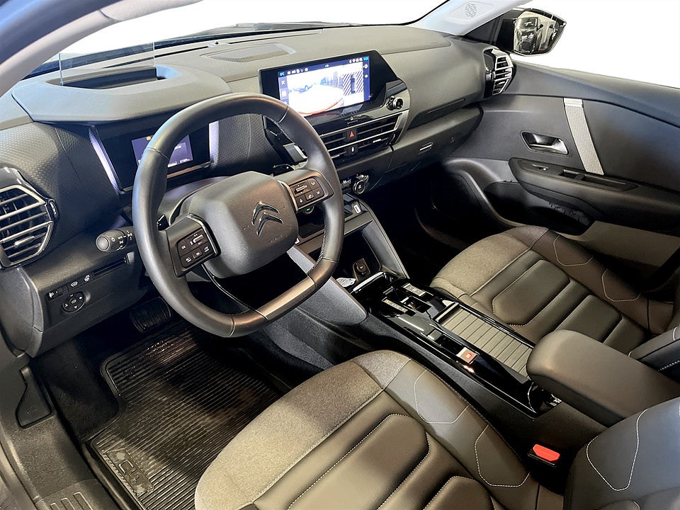 Bild på Citroën C4 Shine 1.2 PT 130hk Aut 360° NAVI