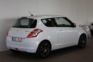 Halvkombi Suzuki Swift 4 av 14