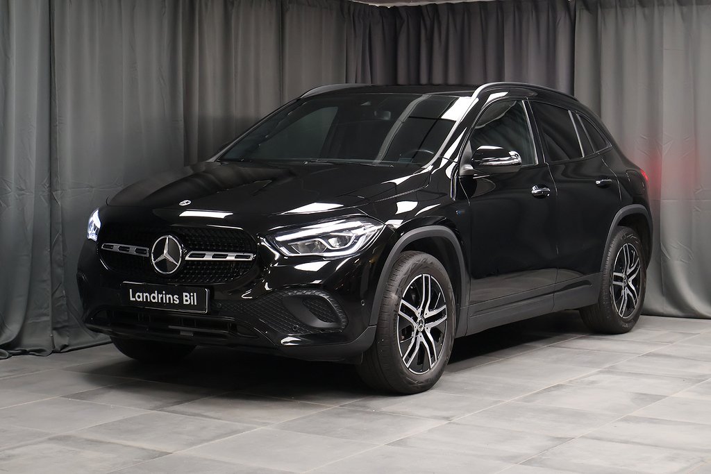 Mercedes-Benz GLA 250 e AMG Navigator Värmare Kamera