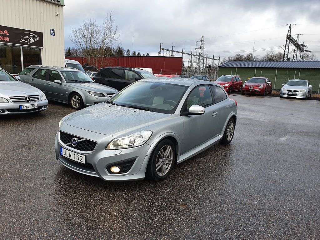 Volvo C30 1.6D DRIVe Momentum, R-Design 109hk