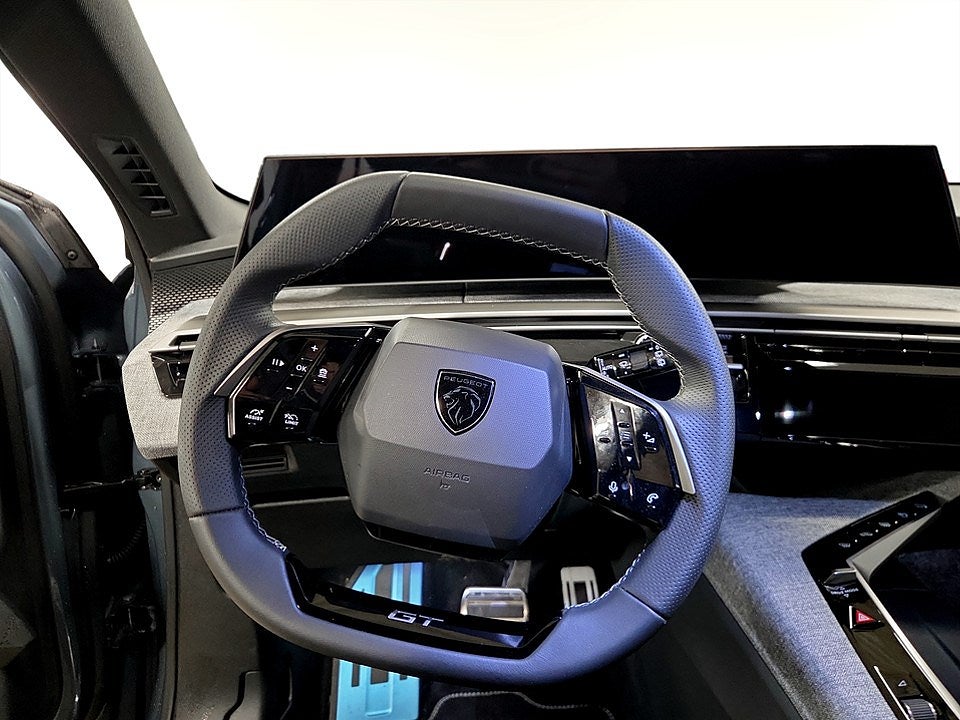 Bild på Peugeot 5008 GT Hybrid 145hk Aut - 7-SITS, B-KAMERA