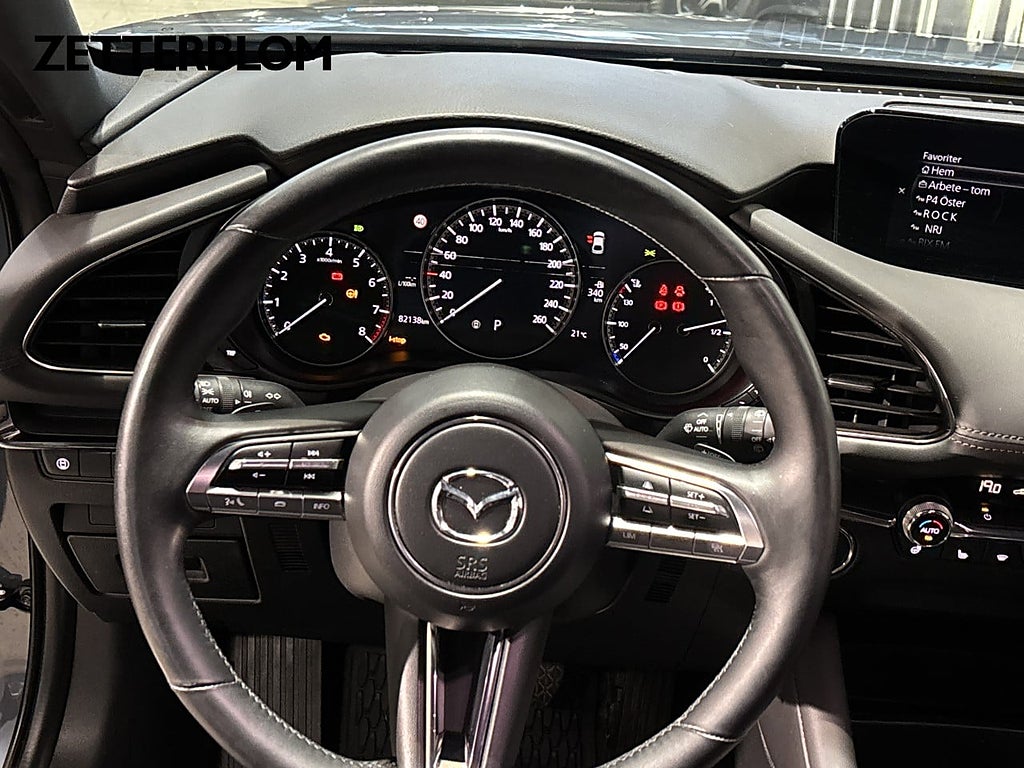 Halvkombi Mazda 3 12 av 14