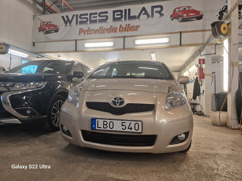 Toyota Yaris 1.33 VVT Euro 5 13000 Mil Få ägare