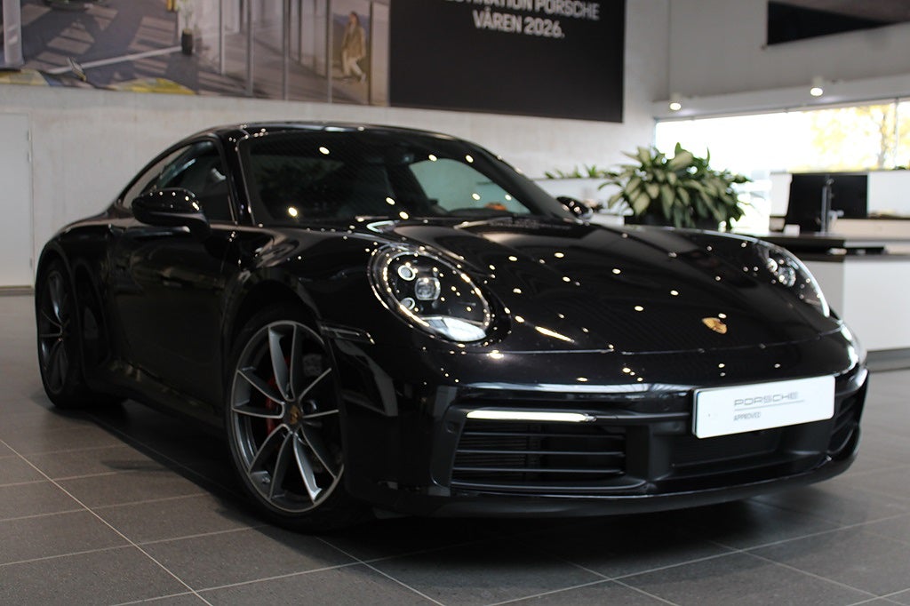 Porsche 911 992 Carrera 4S