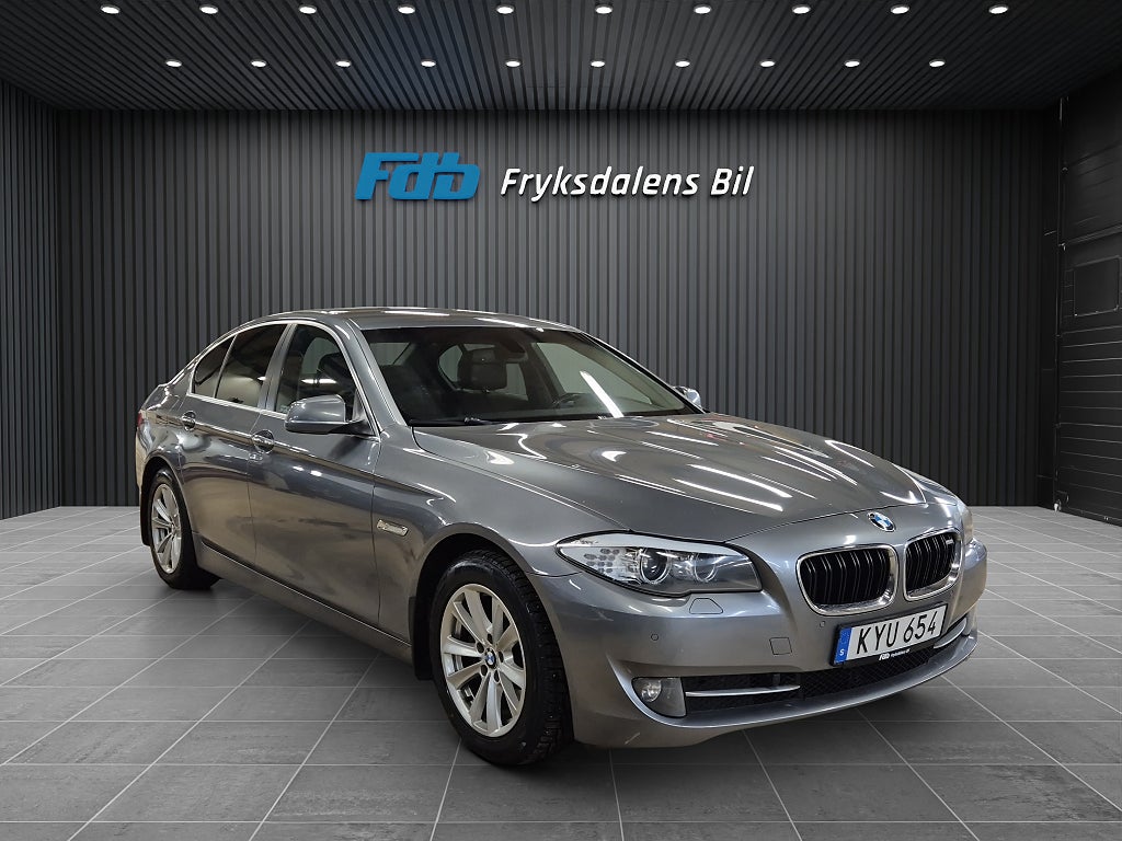 BMW 520d 2011 - miniatyr 2