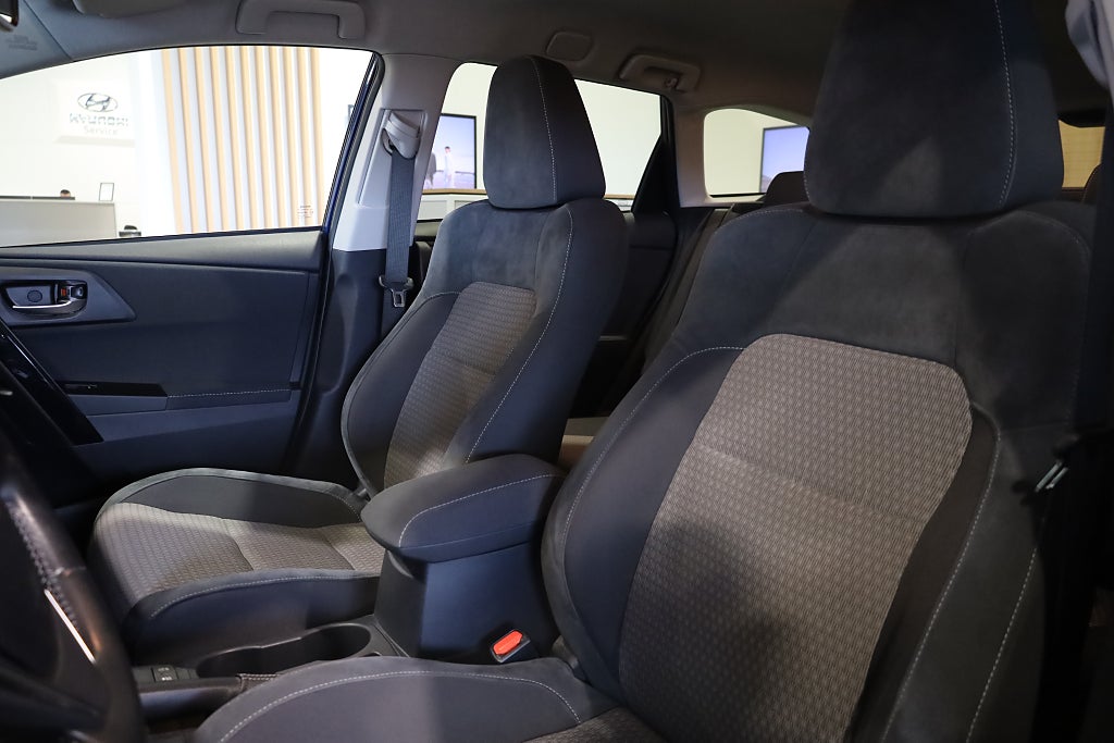 Toyota Auris Touring Sports 1.2 T AUT Drag Navi Kamera Blåtand 2018