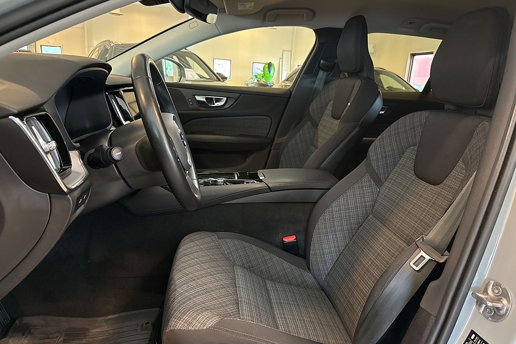Volvo V60 Recharge T6 AWD AUT Drag V-hjul Kamera Google Värmare miniatyr 12