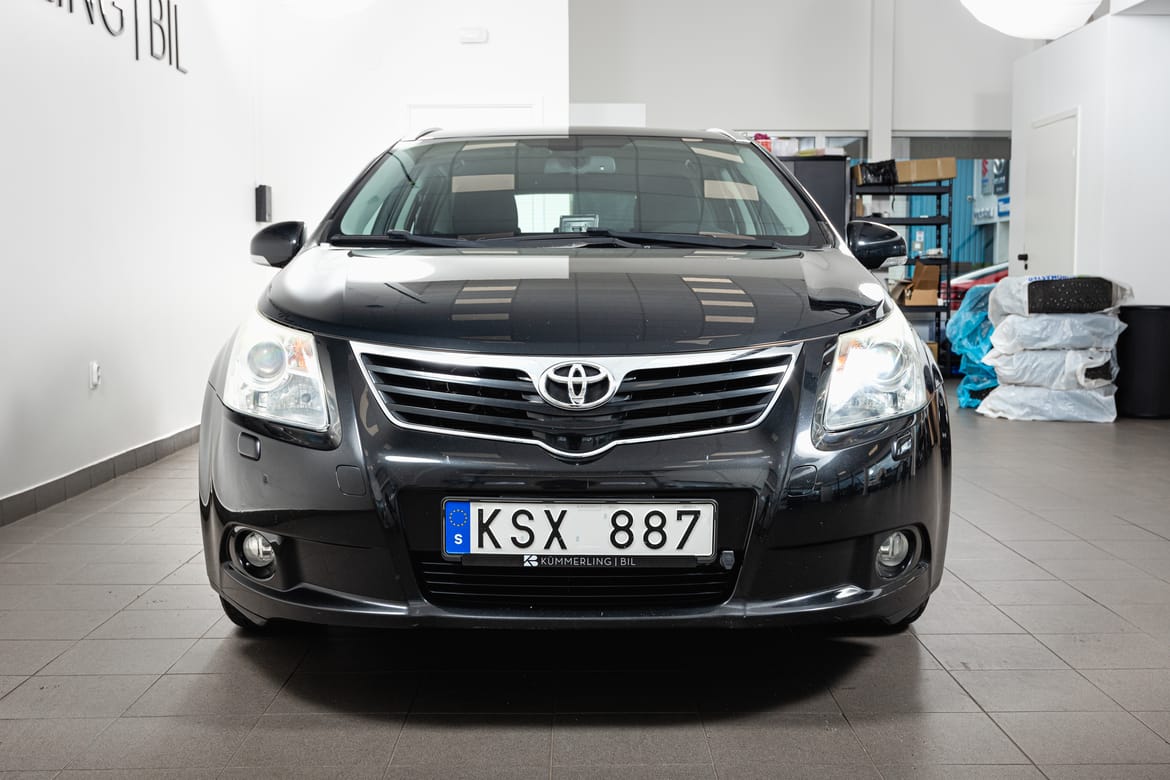 Toyota Avensis 1.8 Automat 147hk 2010, bild 5/86