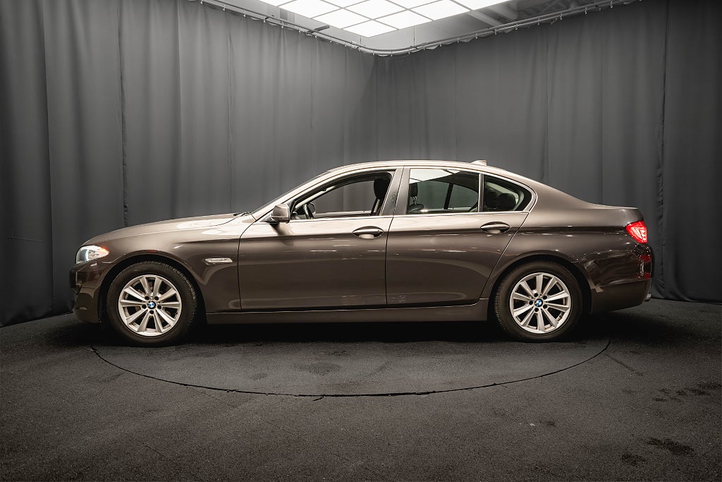 BMW 520d d Sedan DRAGKROK RATTVÄRME 184hk
