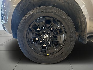 Nissan Navara Dubbelhytt 2.3 dCi 4WD MOMS Dvärm Drag Bkamera Kåpa S&V – bild 14