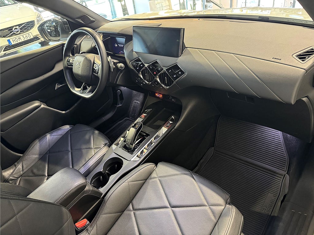 Bild på DS 3 Crossback Exclusive 1.2 PT 155hk Aut - SKINN