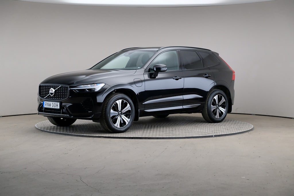Volvo XC60 T6 Recharge 350 AWD Plus Dark VOC Drag Pano