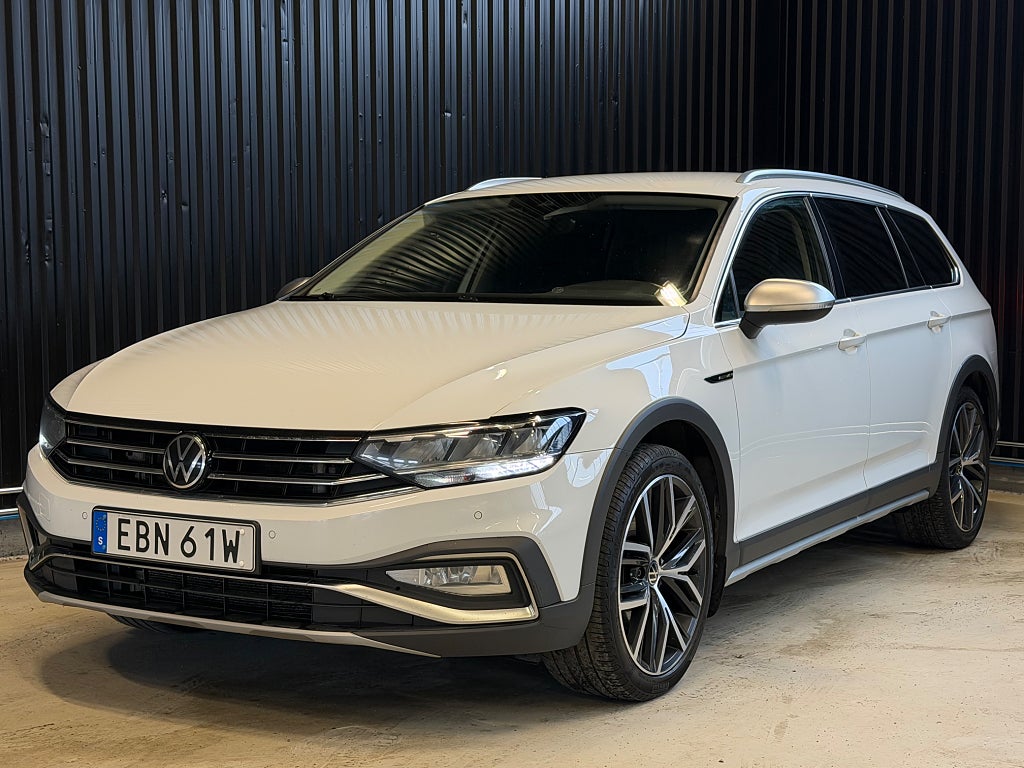 Volkswagen Passat Alltrack 2.0 TDI DPF SCR 4M ALLTRACK / VÄRMARE / KEYLESS 200Hk
