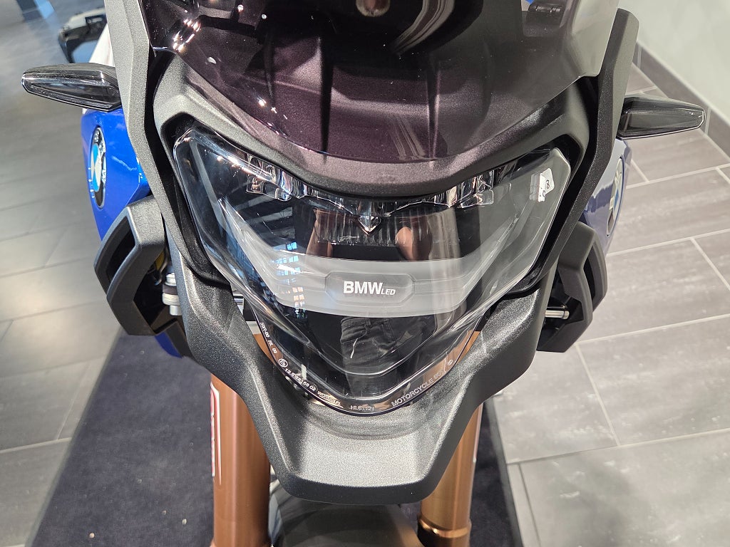 BMW F900GS /DEMO-Kampanj/SPARA: 30.095kr!/Ca 100 mil