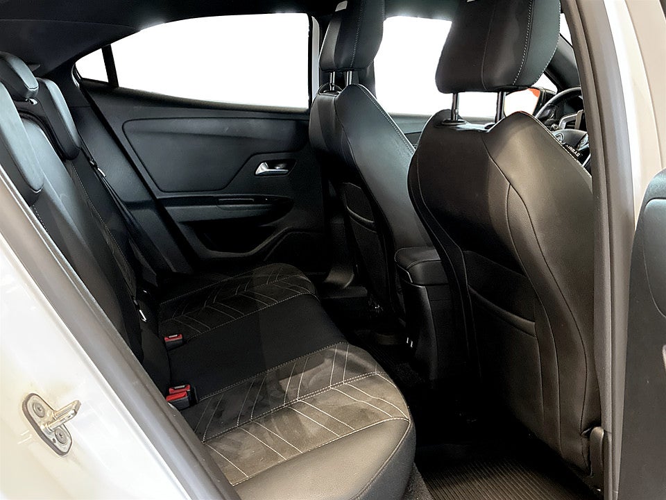 Bild på Opel Mokka Ultimate 1.2 Turbo 130hk Aut B-KAMERA CARPLAY NAVI