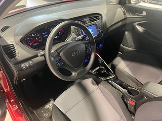 Halvkombi Hyundai i20 14 av 23