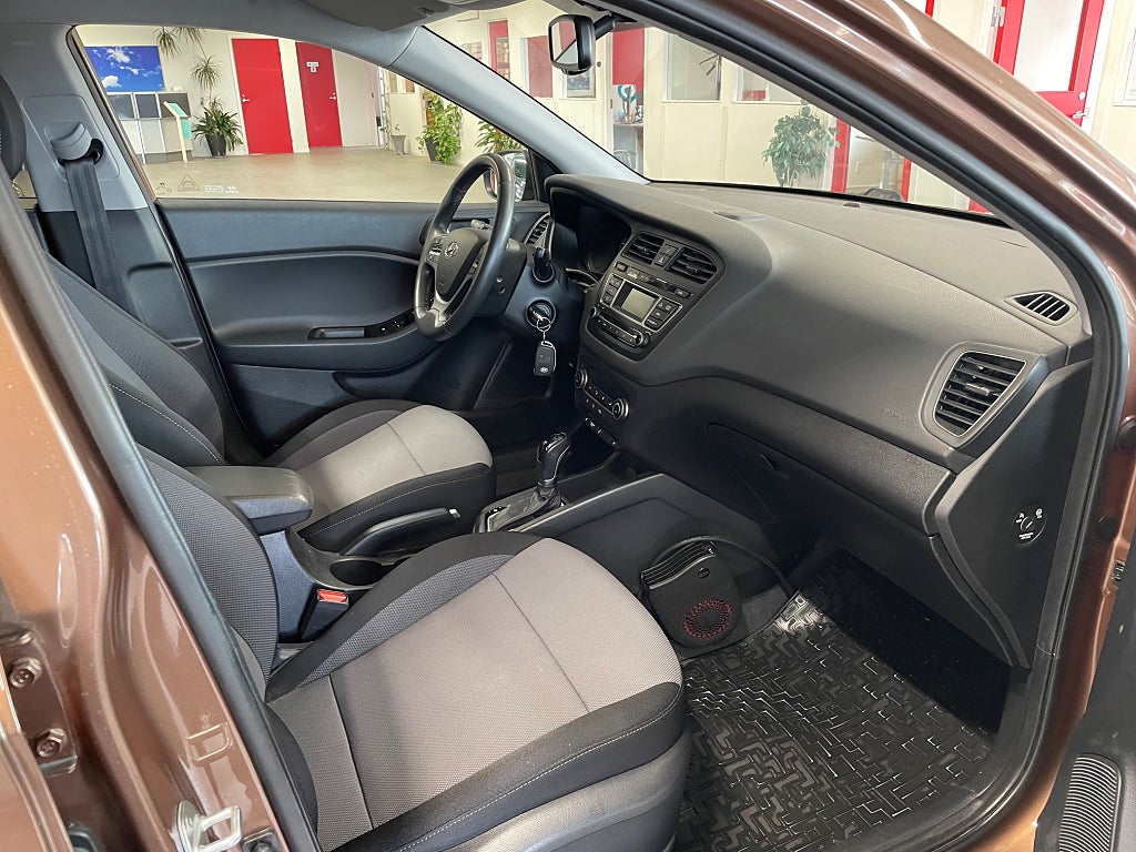 Hyundai i20 2018 - miniatyr 8