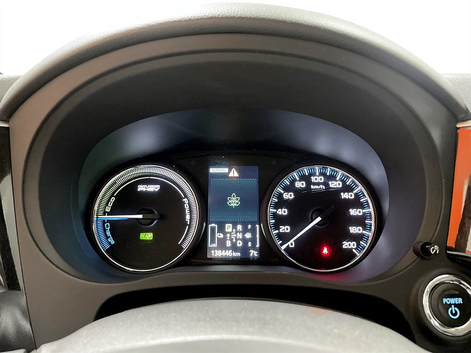 Bild på Mitsubishi Outlander Business PHEV 203 Aut 4WD - B-KAMERA, ELSTOL