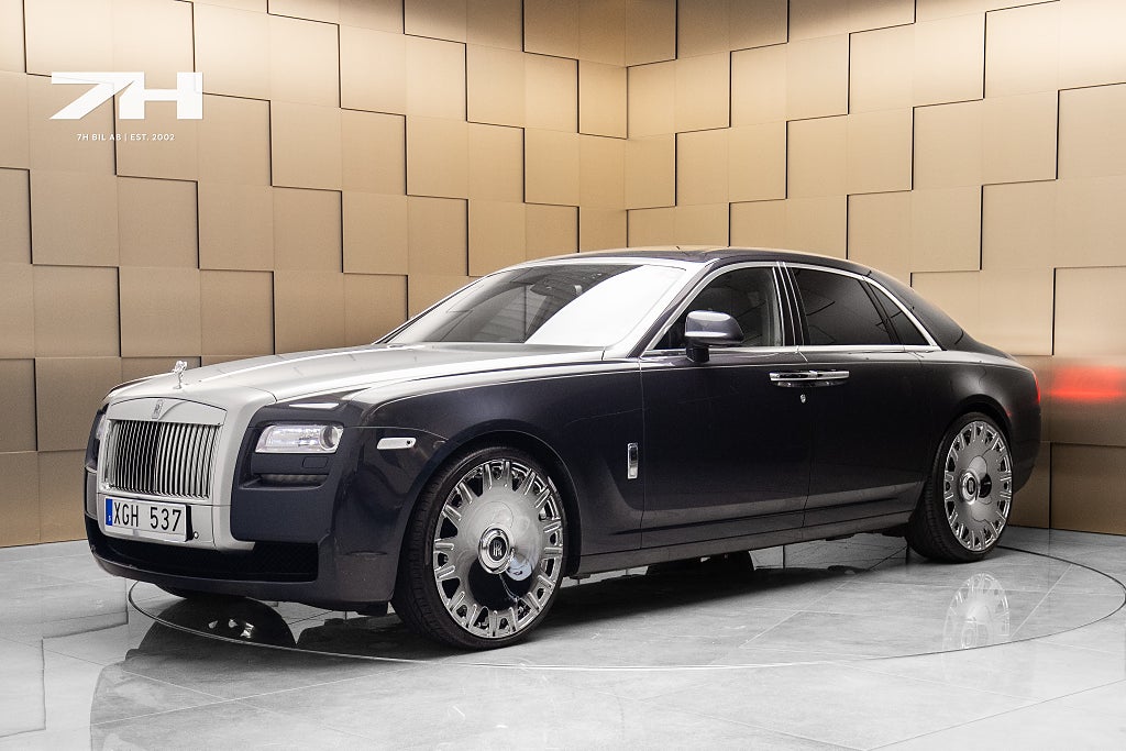 Rolls-Royce Ghost 6.6 V12 Individual / 2590 Mil / Massage -Vent / HuD 