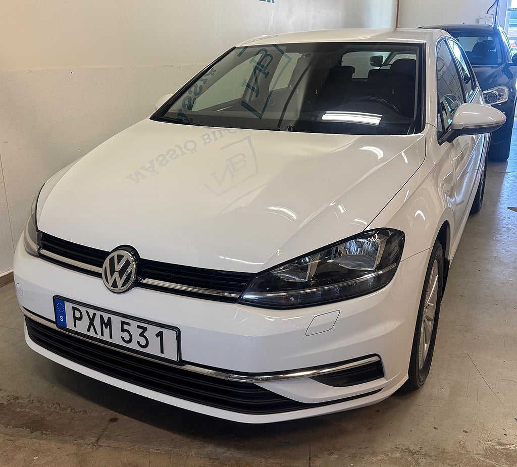 Volkswagen Golf 5-dörrar 1.0 TSI BMT Base Euro 6