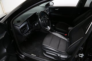 Halvkombi Kia Rio 11 av 25