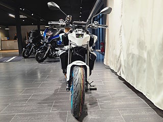 Yamaha MT-09 / Spara 10.000kr & 3,99% ränta! / Alla färger