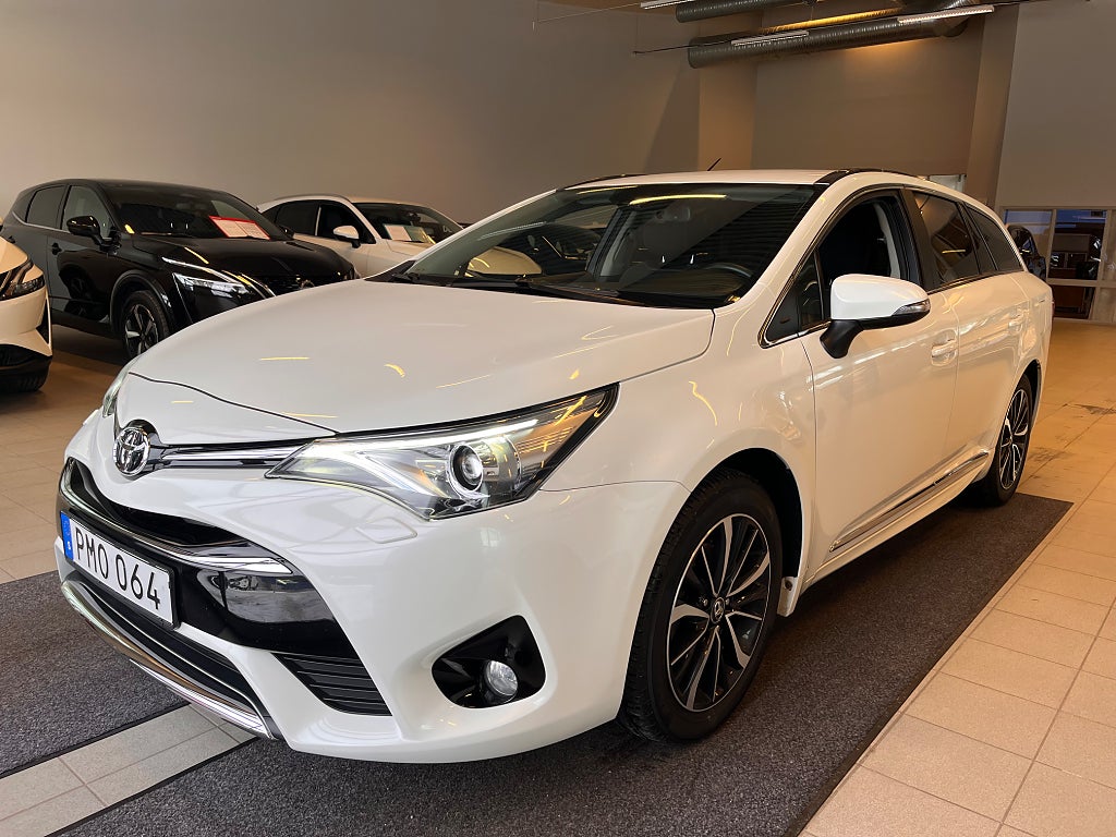 Toyota Avensis Kombi 1.8 Multidrive S Touch&Go S+Vhjul Drag,Mvärm, 1äg