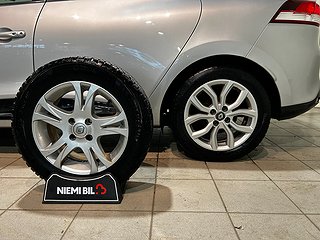 Renault Clio Sport Tourer Intens Mvärm Psens GPS S/V-hjul