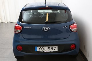Halvkombi Hyundai i10 7 av 21