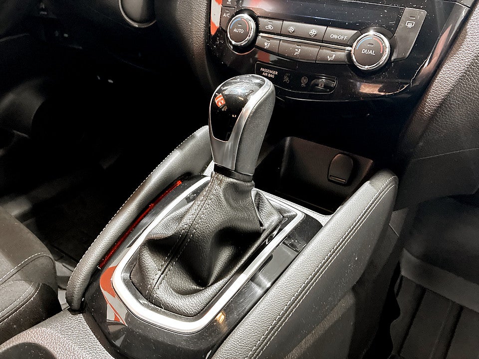 Bild på Nissan Qashqai N-connecta 1.3 160hk 360 kamera / Automat 
